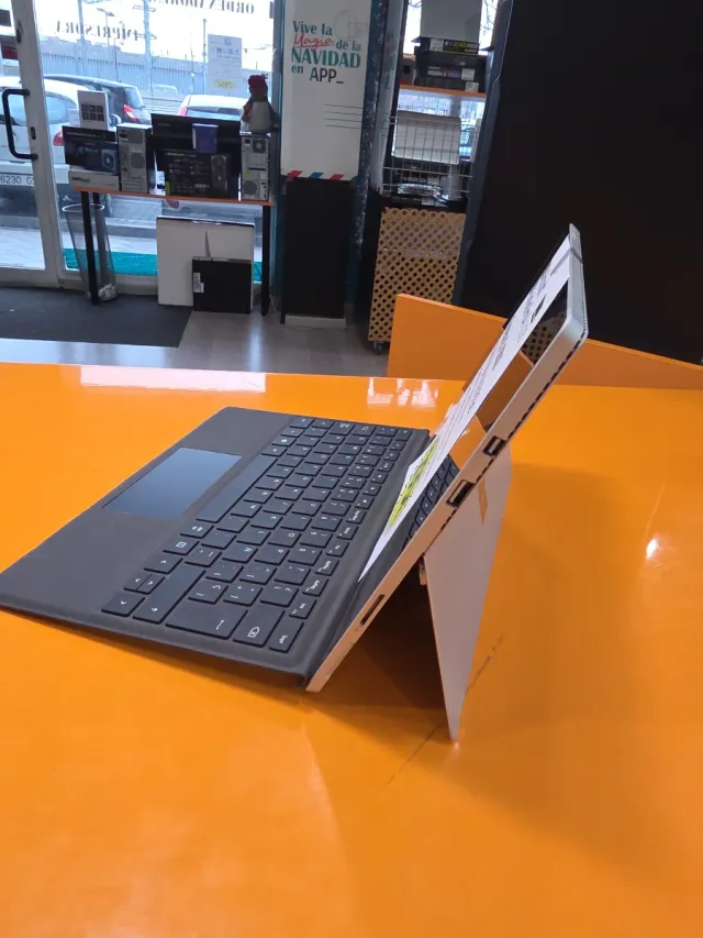 Microsoft Surface Pro 4 8GB SSD 250GB