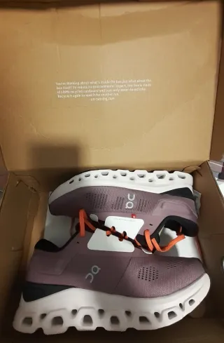 Zapatillas On Running Mujer Morado Naranja