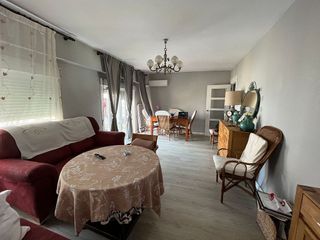 Piso en venta en Ciudad Jardín - Tagarete - El Zapillo en Almería