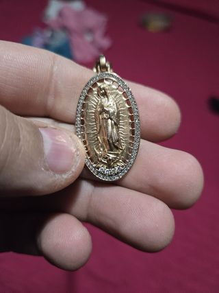 Se vende hermosa cadena de oro rosado rustica