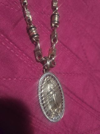 Se vende hermosa cadena de oro rosado rustica