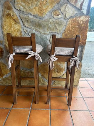 Taburetes de barra de madera (2 unidades)