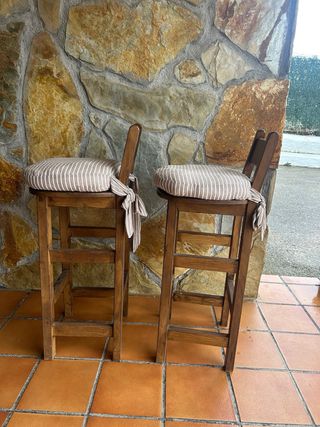 Taburetes de barra de madera (2 unidades)