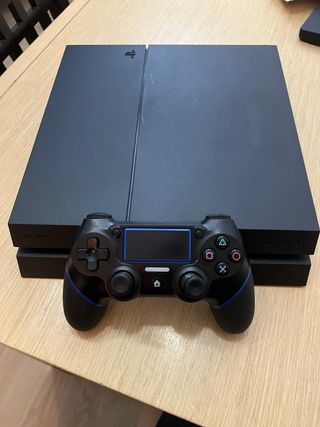 PS4 500GB Negra