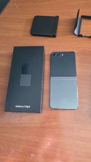 Samsung Galaxy Z Flip 5 256GB Negro Grafito