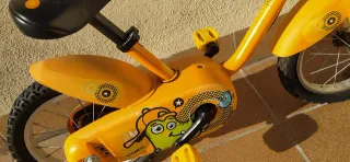 Bicicleta infantil amarilla 3-5 años
