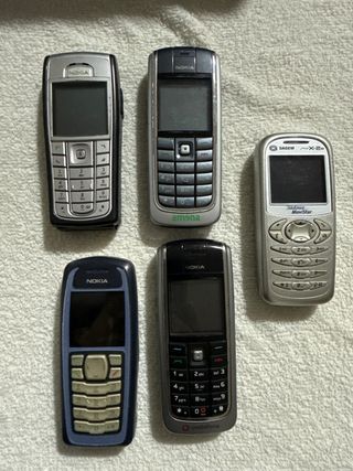 Móviles Nokia y Sagem