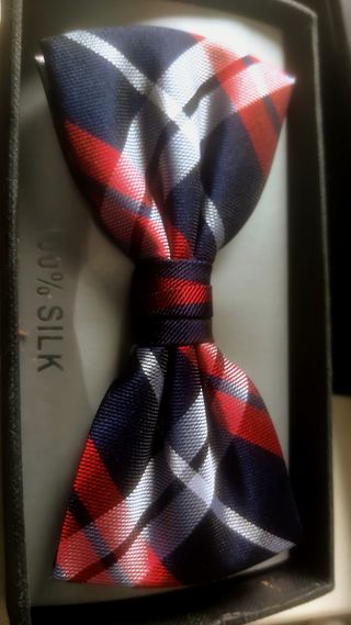 Pajarita de seda tartán azul y burdeos