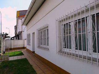 Chalet en venta en Piñeiros- Freixeiro en Narón