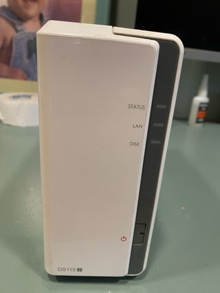 NAS Synology DS115j con disco 1Tb
