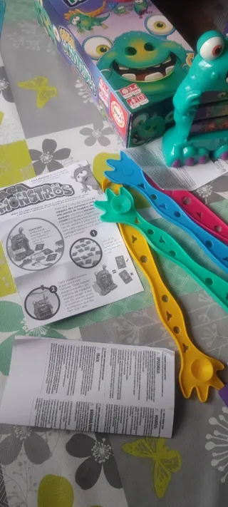 Juego de mesa Caza Monstruos Educa