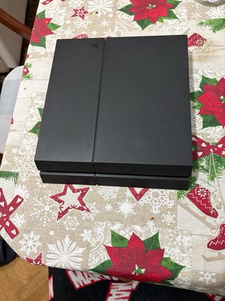 PS4 (PlayStation 4) Negra + Mando + Juego