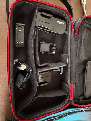 GoPro Hero 10 Black + muchos accesorios