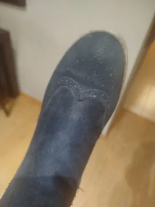 DOS PARES DE BOTAS Botas de PIEL negras i azul mar