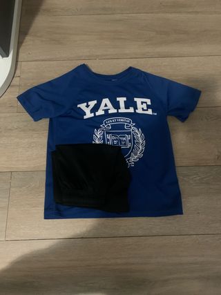 Conjunto Yale Camiseta y Pantalón Corto
