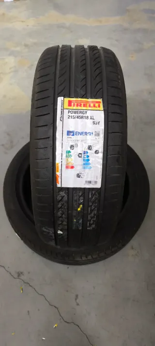 2 Neumáticos Nuevos Pirelli Powergy 215/45R18 93Y