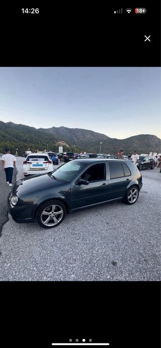 Volkswagen Golf 2004