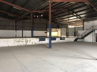 Nave industrial en venta en Bailén