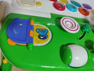 Mesa de actividades infantil