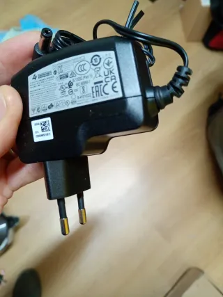 2 pezzi trasformatore APD 5V 2A per Telefoni VoIP