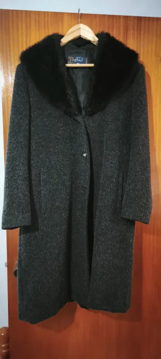 Abrigo lana cuello pelo negro/gris