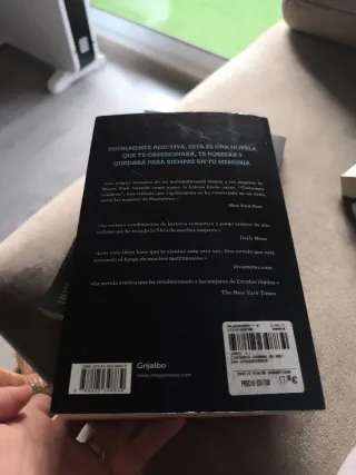 CINCUENTA SOMBRAS DE GREY