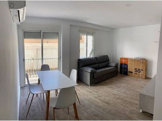 Piso en venta en Trinitat en Valencia