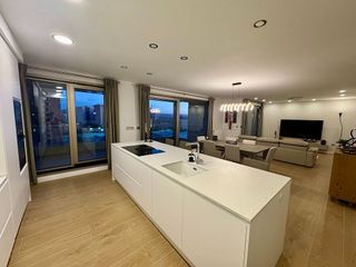 Piso en alquiler en Romareda en Zaragoza