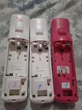 Lote 3 mandos Nintendo Wii para reparar o piezas