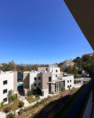 Piso en alquiler en Los Naranjos - Las Brisas en Marbella