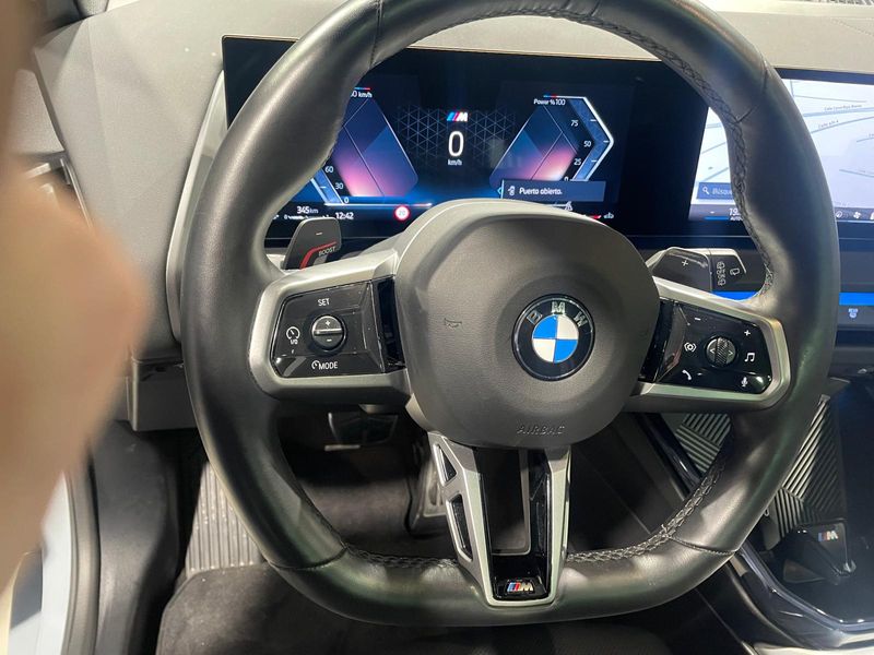 BMW X3 2025, foto 16