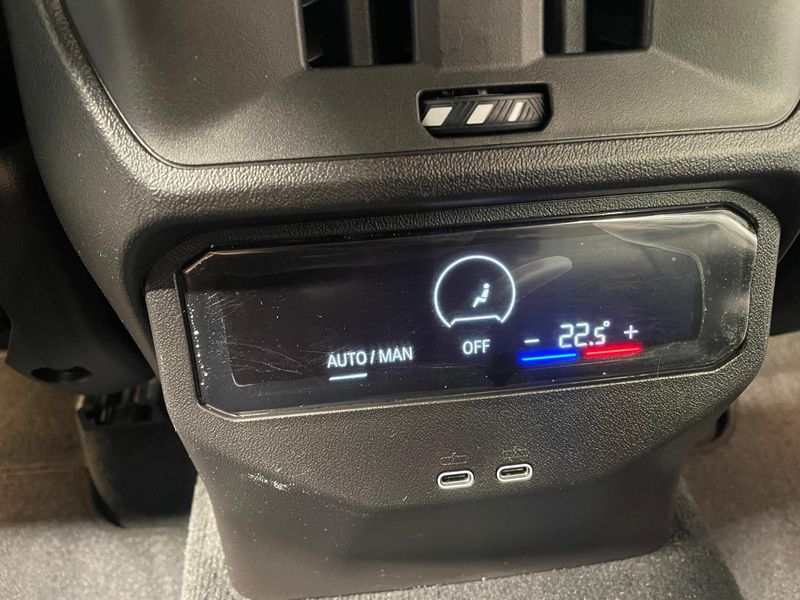 BMW X3 2025, foto 25