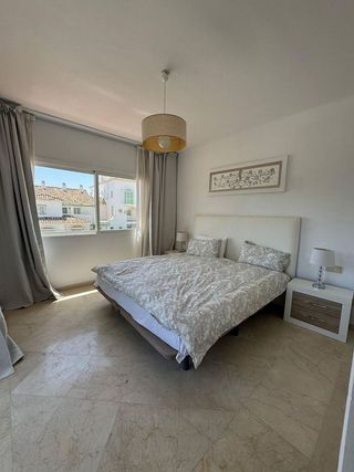 Piso en alquiler en Puerto Banús en Marbella
