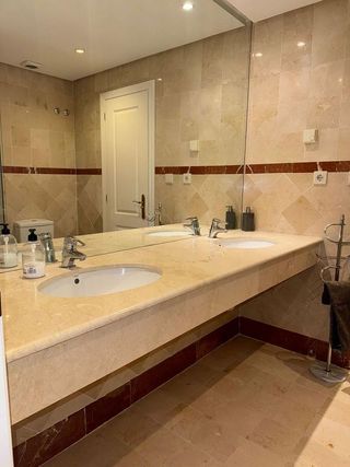 Piso en alquiler en Puerto Banús en Marbella