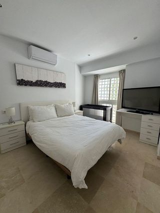 Piso en alquiler en Puerto Banús en Marbella