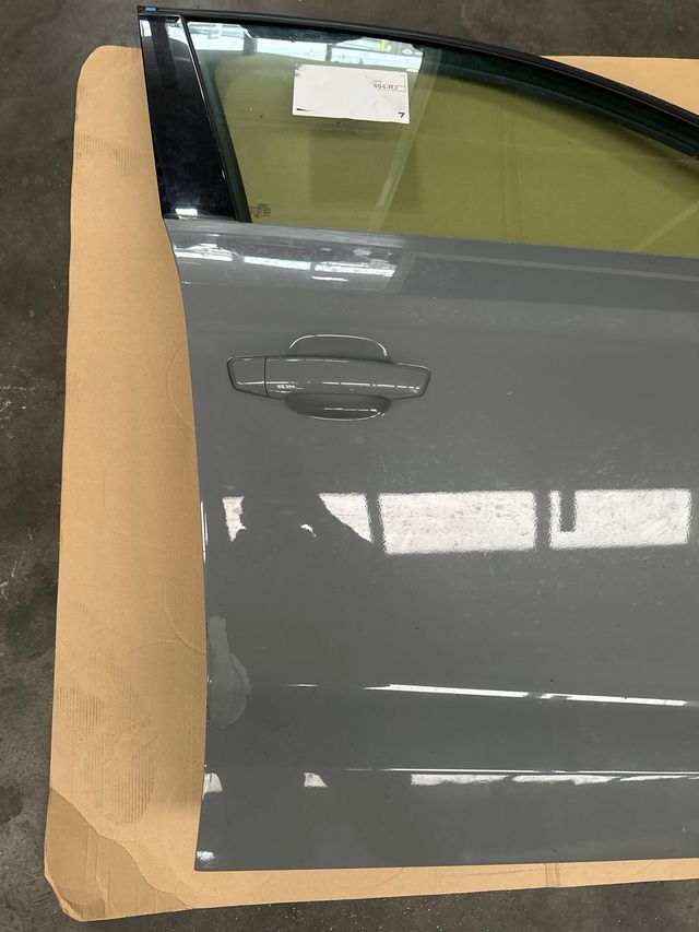 Puerta Audi A3 Berlina Limusine Acompañante