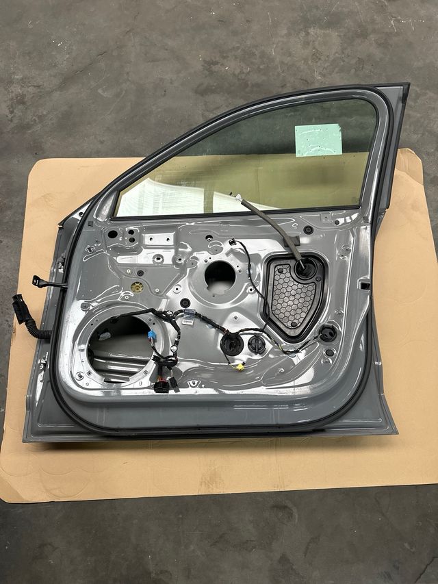 Puerta Audi A3 Berlina Limusine Acompañante