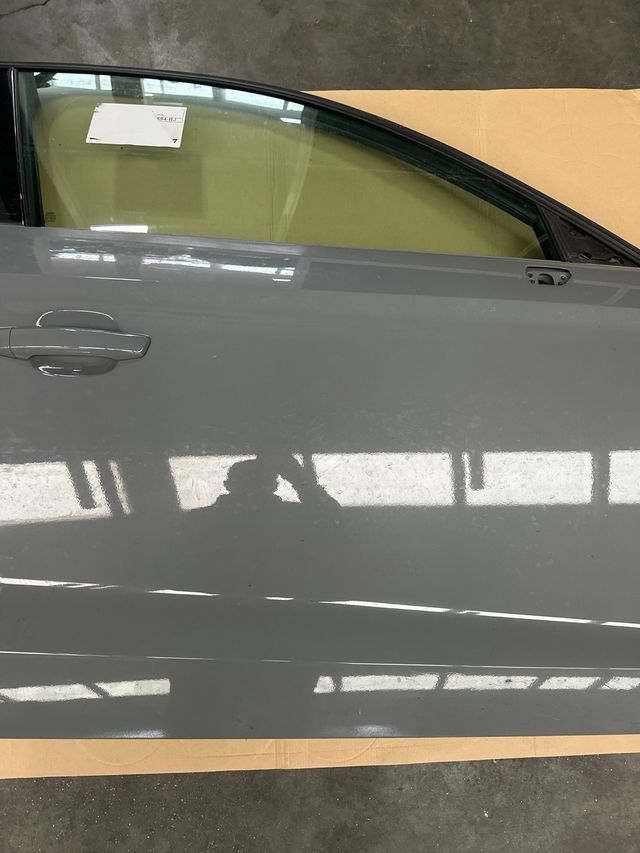 Puerta Audi A3 Berlina Limusine Acompañante