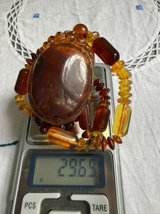 Collar de ámbar con colgante