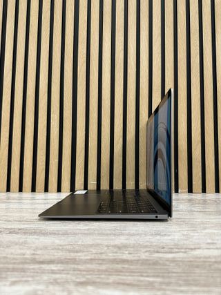 MacBook Air 13" 2019 i5 16gb 500gb SSD