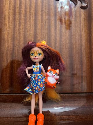 Muñeca Enchantimals Zorro