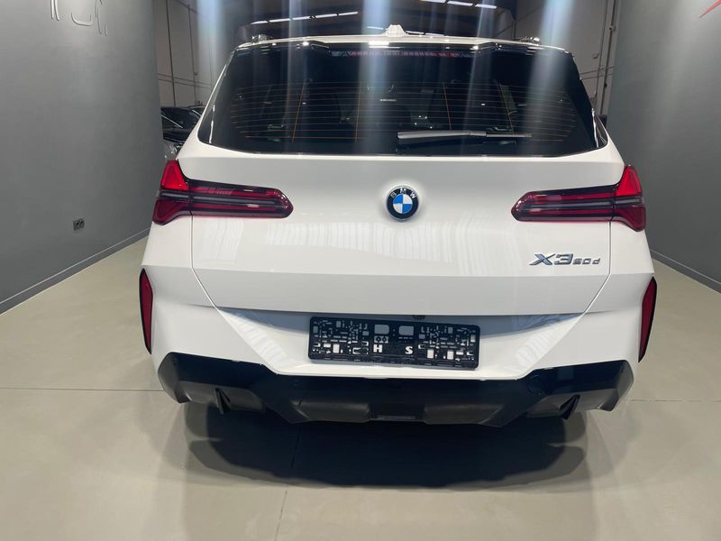 BMW X3 2025, foto 30