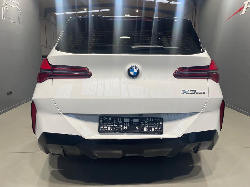 BMW X3 2025, foto 32