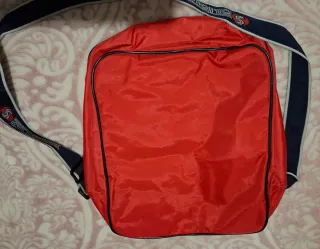 Bolsa de viaje SOLTOUR roja como nueva