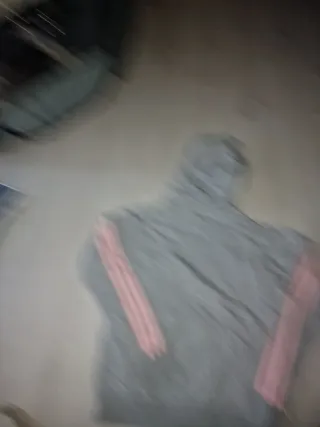 Dessuadora/Sudadera  cremallera Adidas gris-rosa.