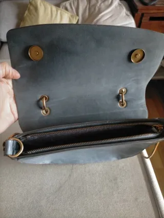 Bolso Parfois azul con detalles dorados