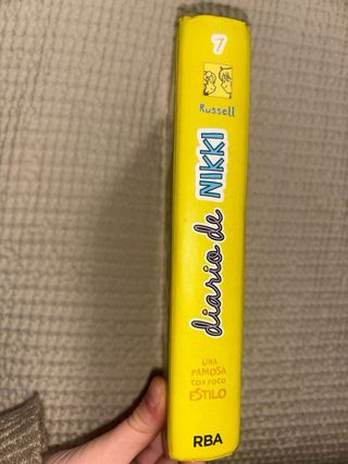 Diario de Nikki 7 - Una famosa con poco estilo:...