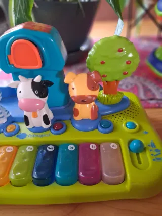 Teclado musical infantil con animales