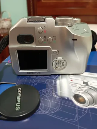 Olympus C-5000 Zoom Camedia Cámara Digital