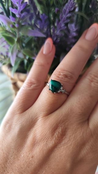 Anillo de malaquita natural